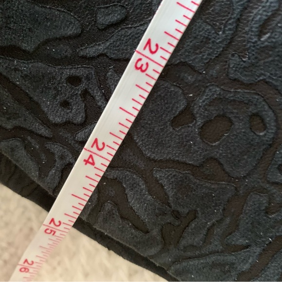 Vintage 1980s genuine leather skirt - Picture 7 of 7